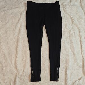 LOFT Black Jeggings with Sleek Zipper Detail